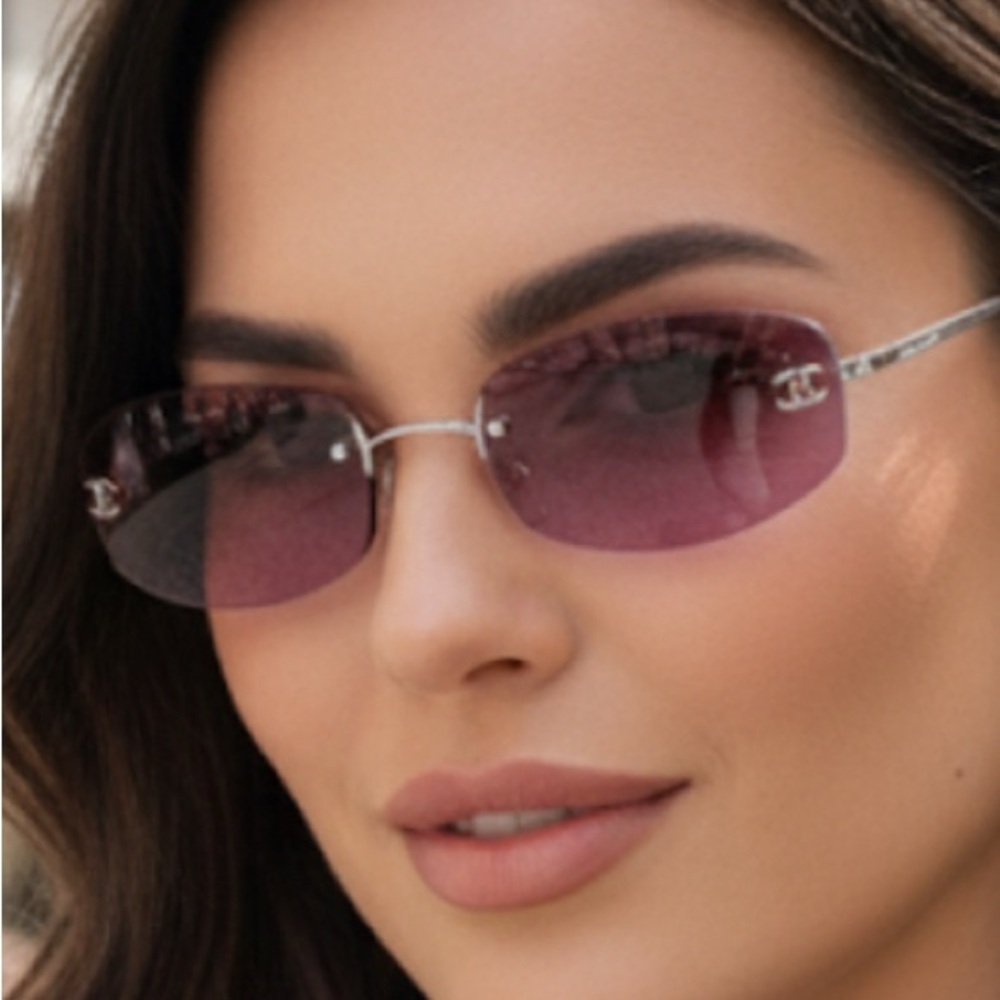 Authentic CHANEL Purple Lens Silver Rimless Frame CC Logo Sunglasses 4002